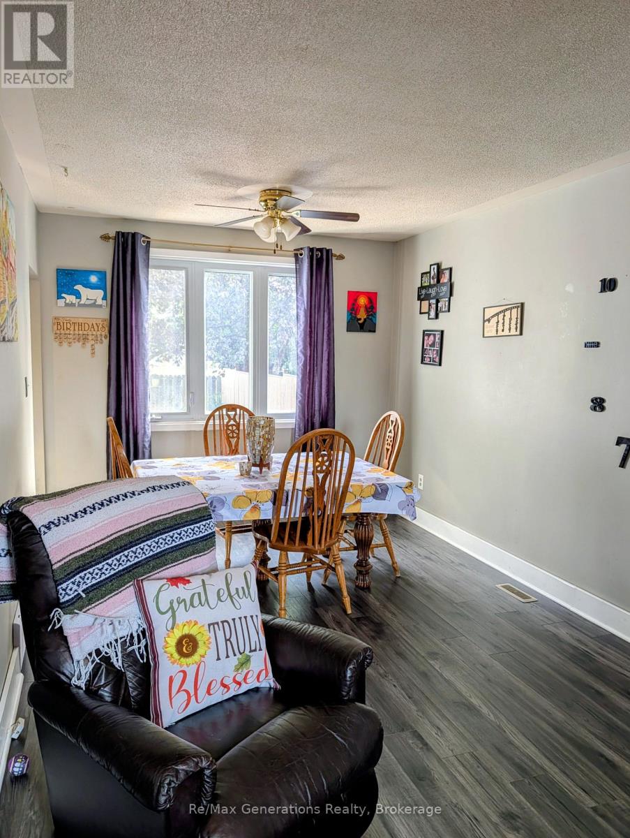 226 Harold Street N, Thunder Bay, Ontario  P7C 4C4 - Photo 5 - X13815110