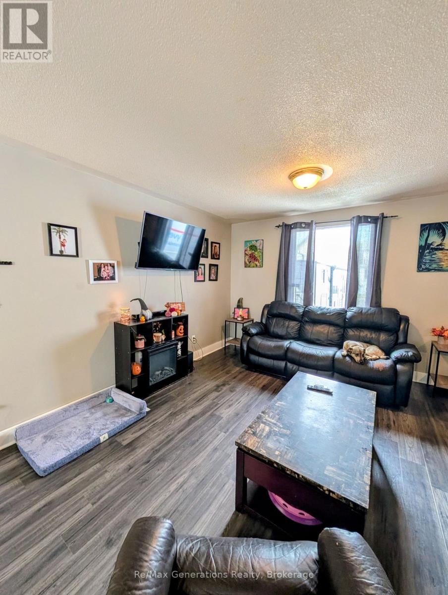 226 Harold Street N, Thunder Bay, Ontario  P7C 4C4 - Photo 7 - X13815110