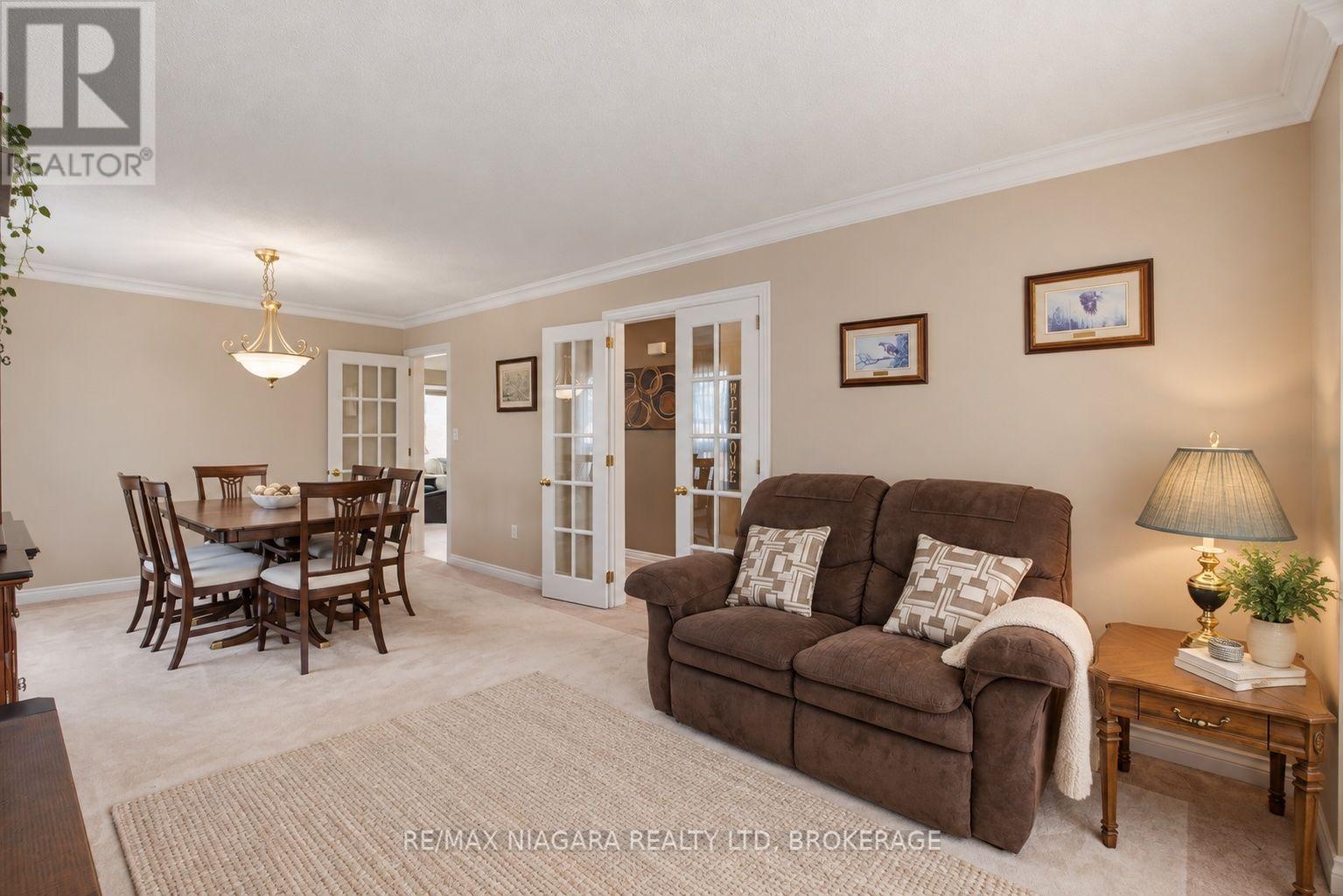 5 Thorn Place, St. Catharines (Grapeview), Ontario L2S 3S1 - Photo 15 - X13815094