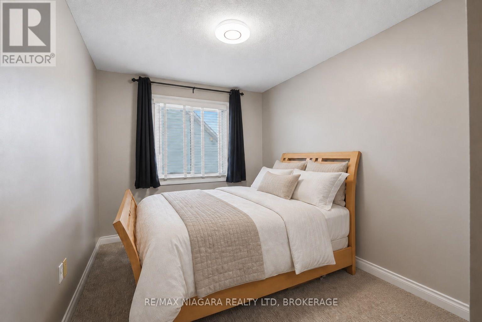 5 Thorn Place, St. Catharines (Grapeview), Ontario L2S 3S1 - Photo 23 - X13815094