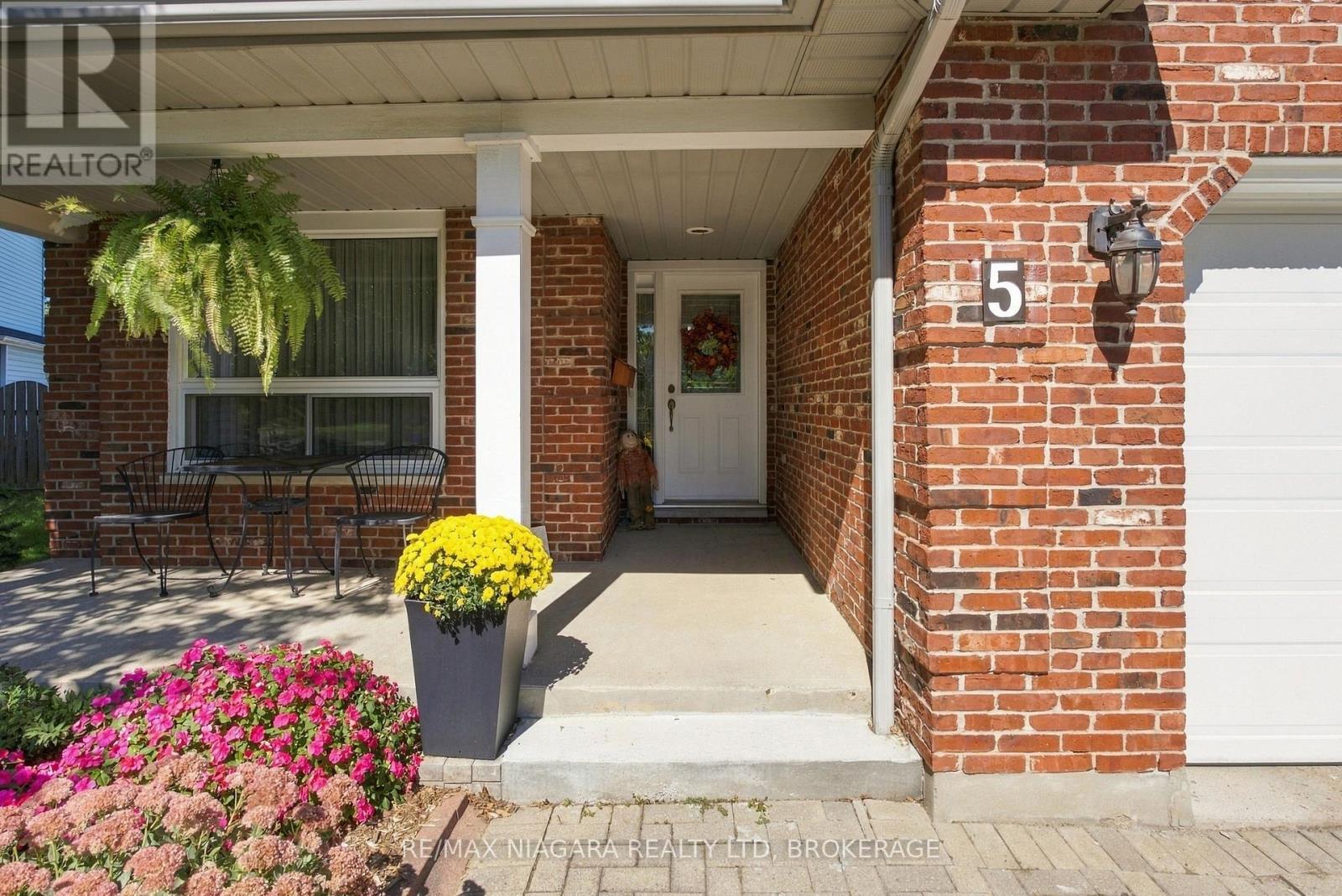 5 Thorn Place, St. Catharines (Grapeview), Ontario L2S 3S1 - Photo 48 - X13815094