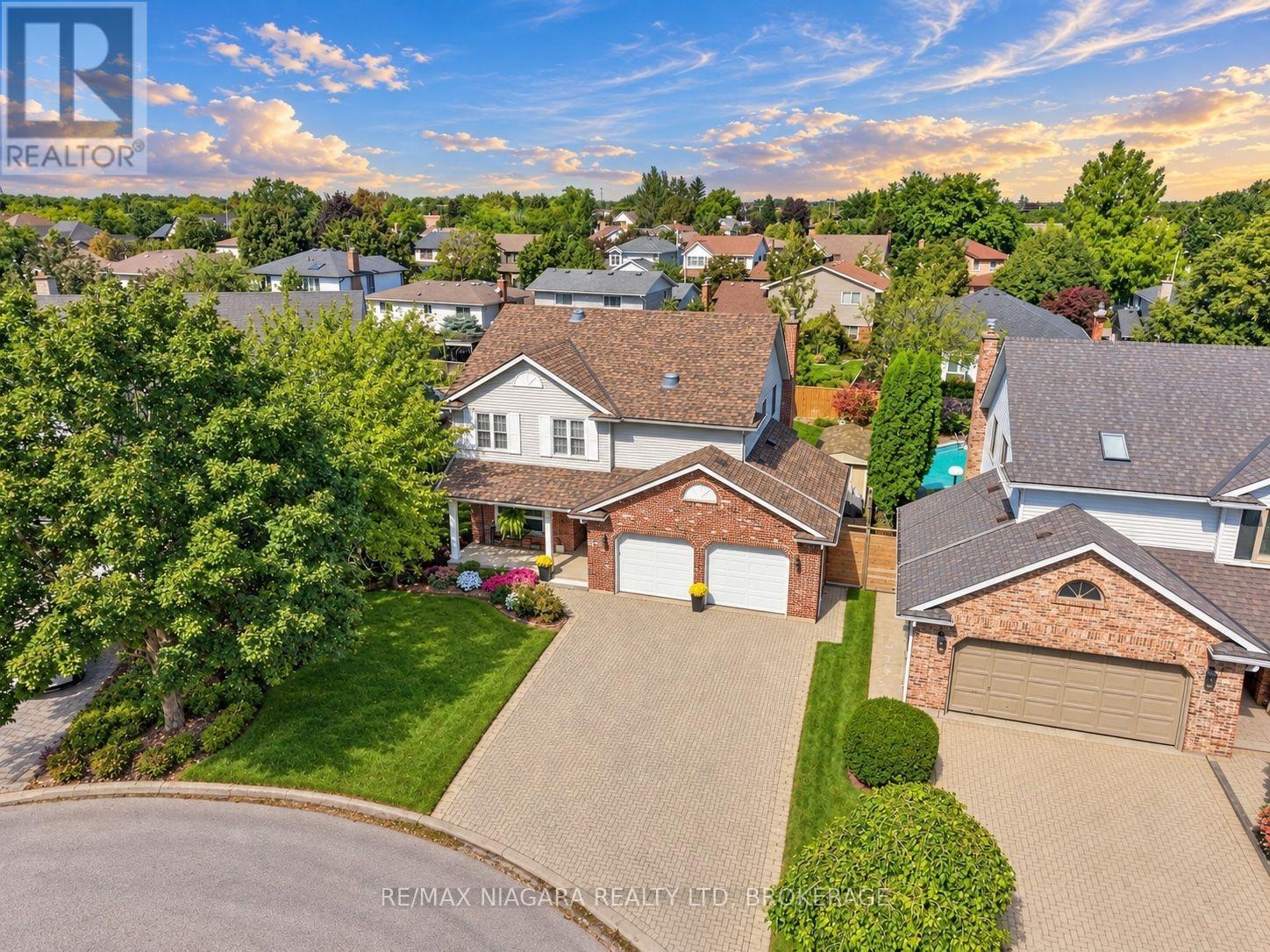 5 Thorn Place, St. Catharines (Grapeview), Ontario L2S 3S1 - Photo 5 - X13815094