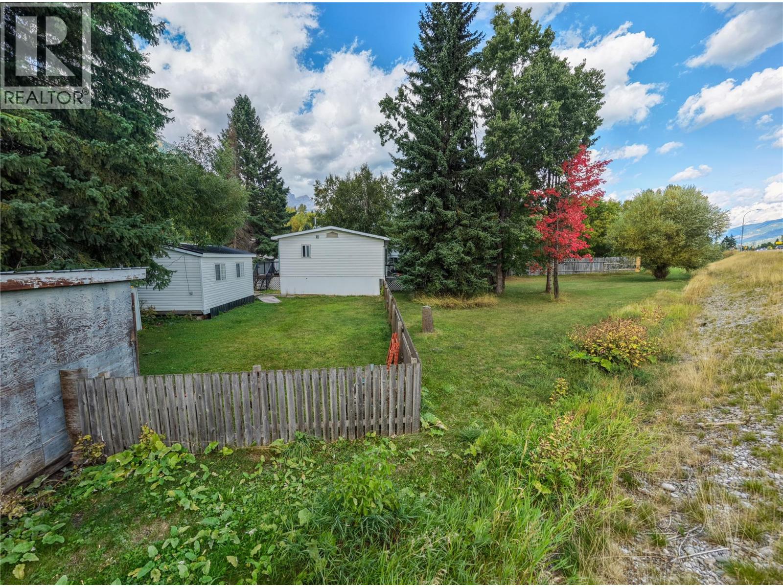 242 Hartley Street photo 52