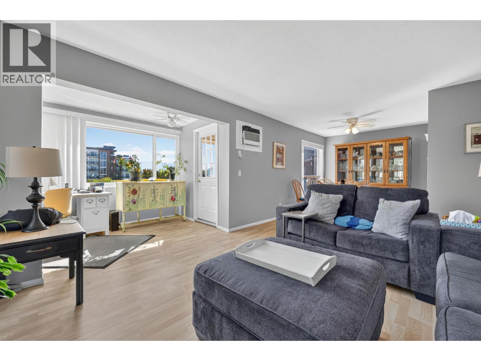 240 Hollywood Road Unit# 410, Kelowna, British Columbia  V1X 6Y9 - Photo 3 - 10400977
