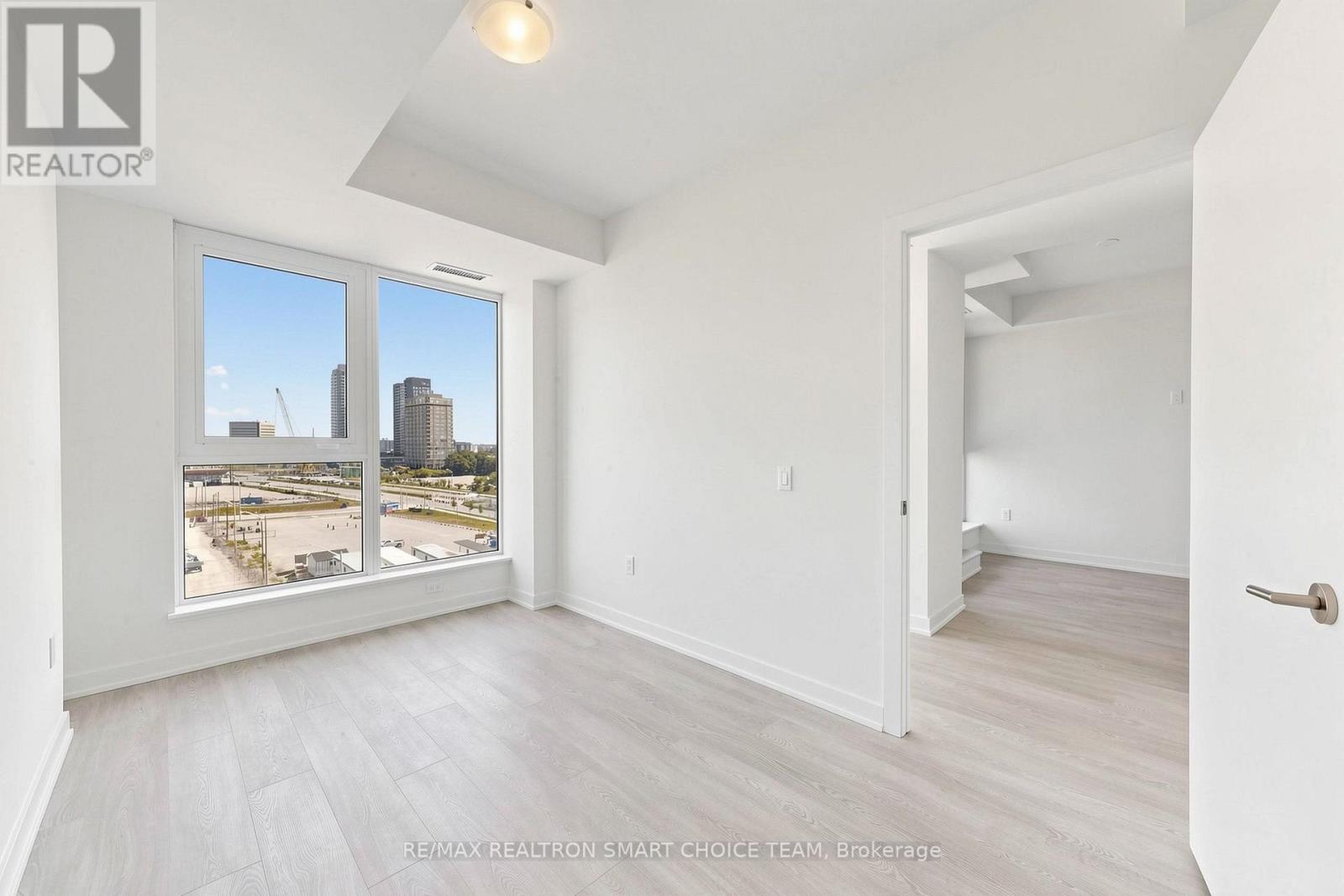 606 - 5 Quarrington Lane, Toronto, Ontario  M3C 0S5 - Photo 18 - C13815076