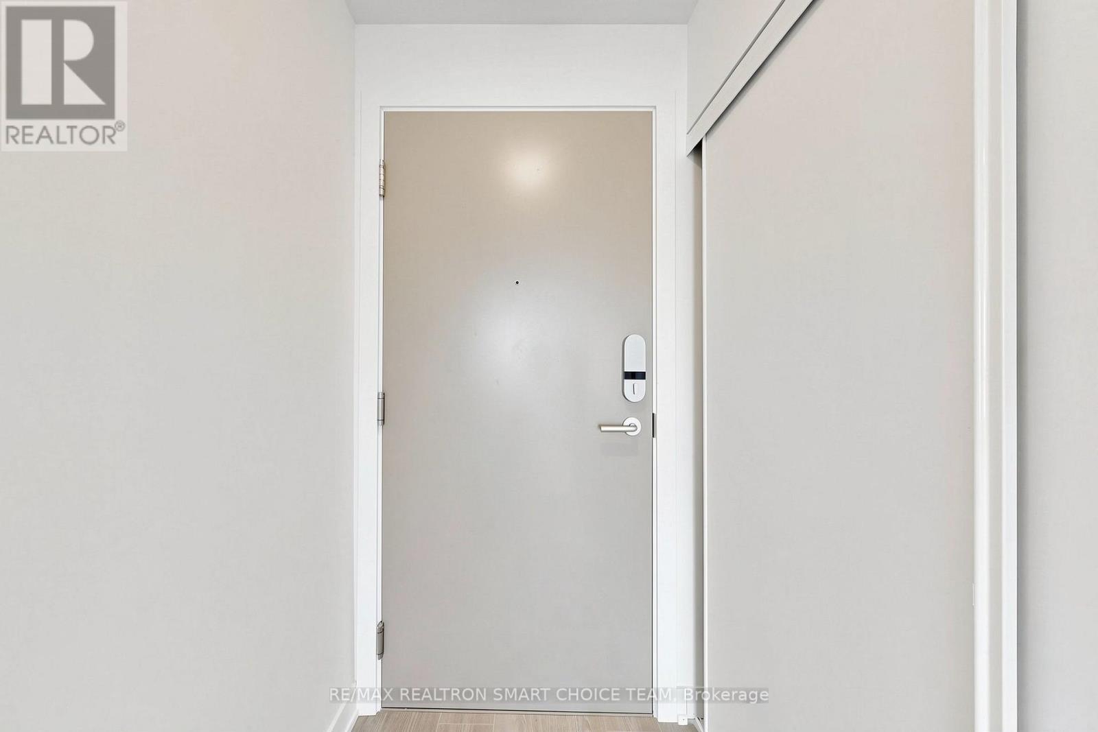606 - 5 Quarrington Lane, Toronto, Ontario  M3C 0S5 - Photo 33 - C13815076