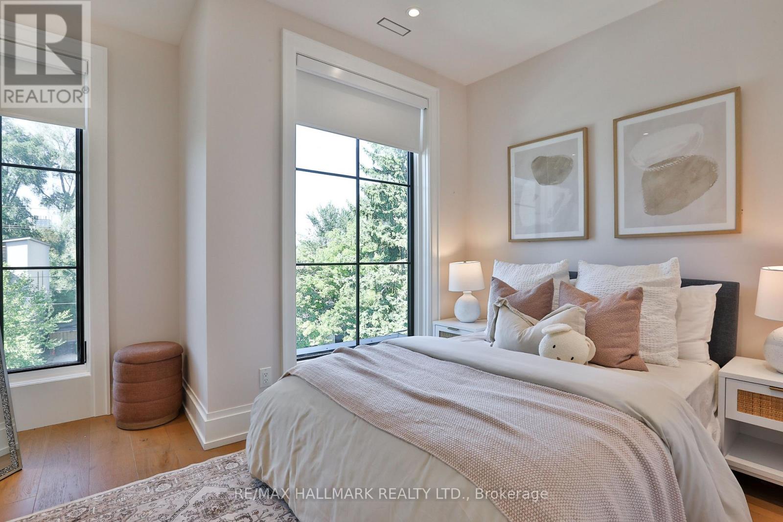 215 Ava Road, Toronto (Humewood-Cedarvale), Ontario  M6C 1W9 - Photo 31 - C13815096