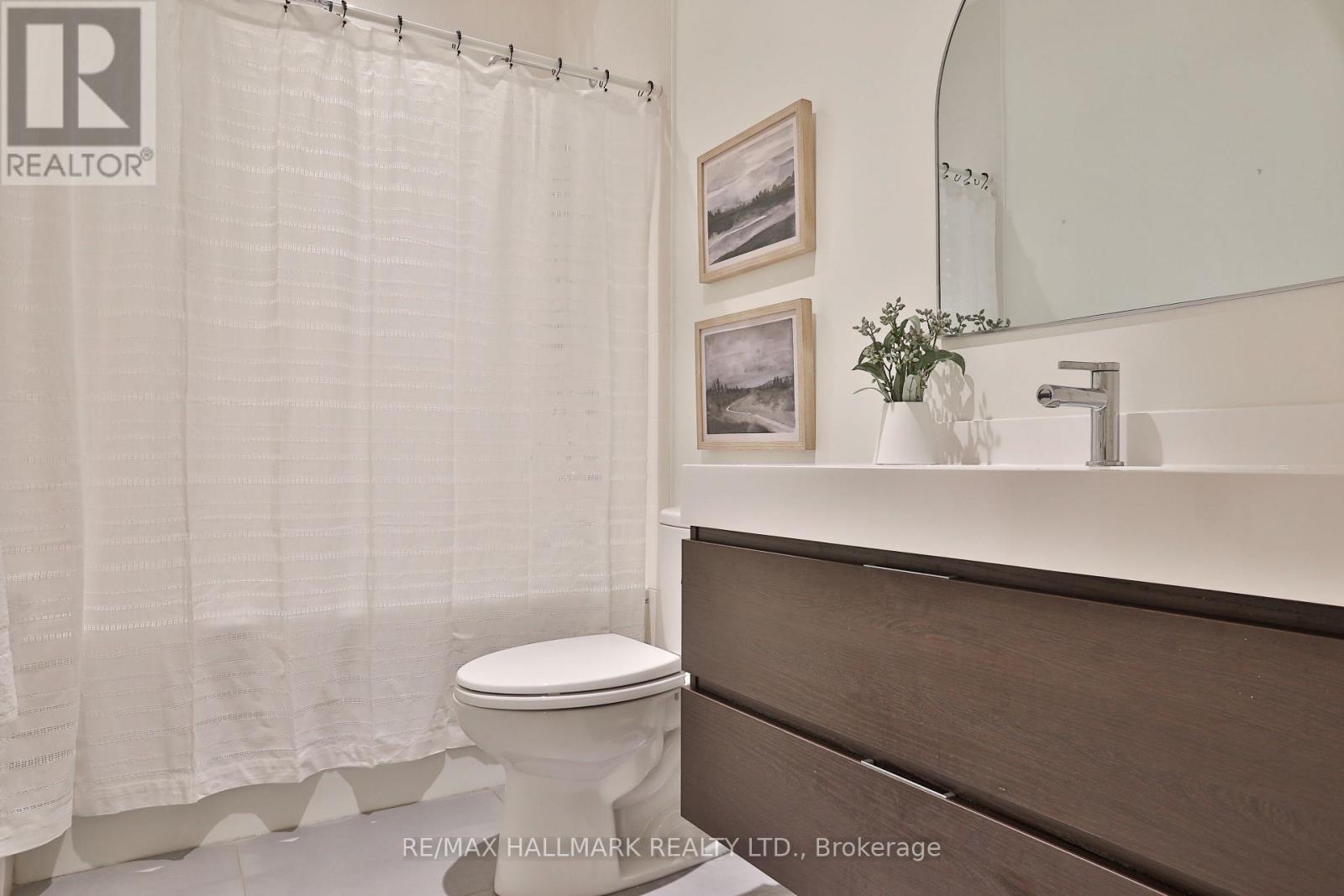 215 Ava Road, Toronto (Humewood-Cedarvale), Ontario  M6C 1W9 - Photo 42 - C13815096