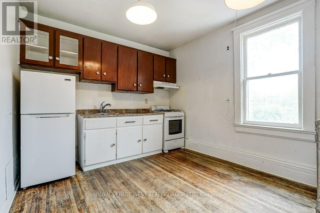 28 Concord Avenue, Toronto, Ontario  M6H 2P1 - Photo 17 - C13815098