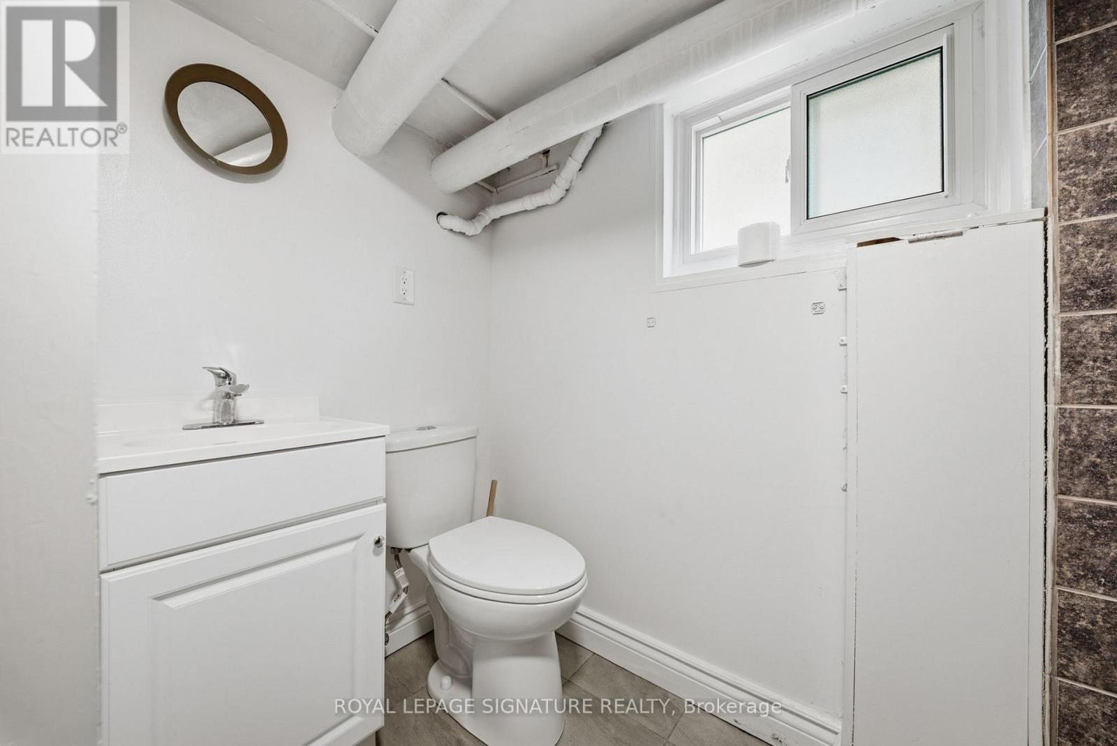 154 Alameda Avenue, Toronto, Ontario M6C 3X2 - Photo 35 - C13815104