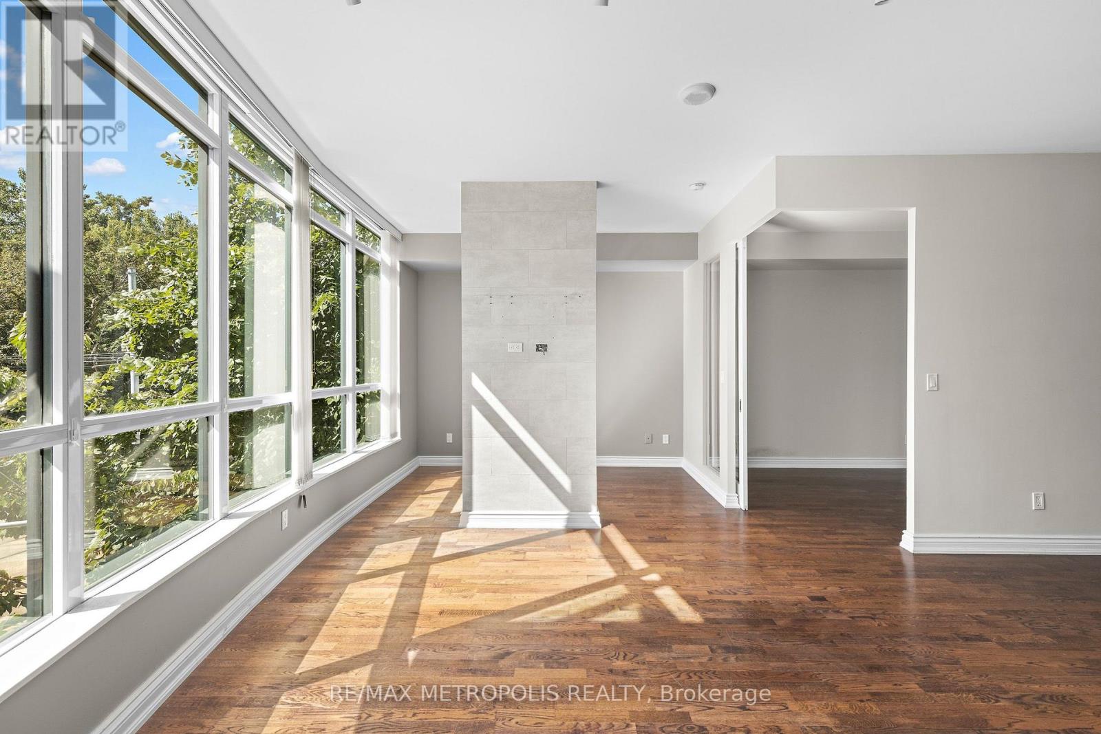 208 - 215 Fort York Boulevard, Toronto, Ontario  M5V 4A2 - Photo 12 - C13815120