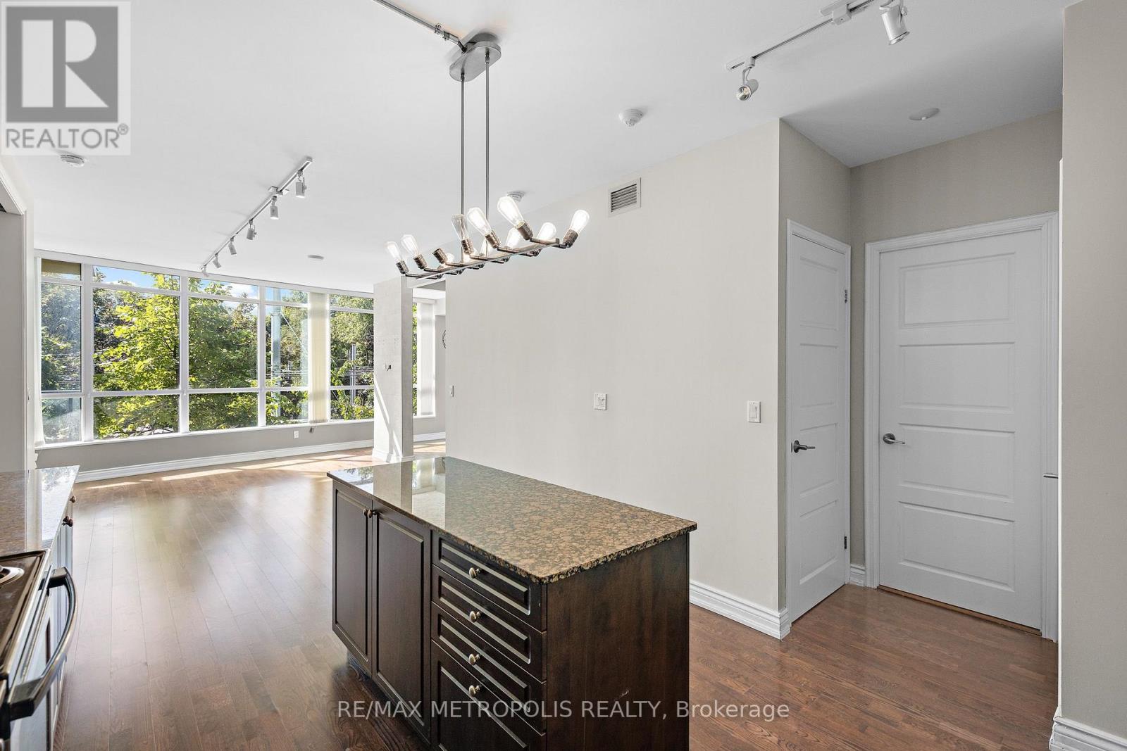 208 - 215 Fort York Boulevard, Toronto, Ontario  M5V 4A2 - Photo 24 - C13815120