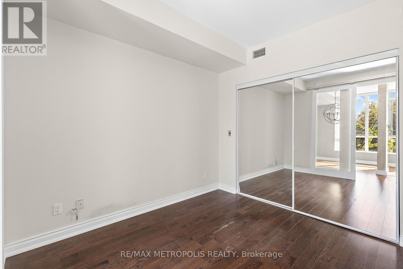 208 - 215 Fort York Boulevard, Toronto, Ontario  M5V 4A2 - Photo 25 - C13815120