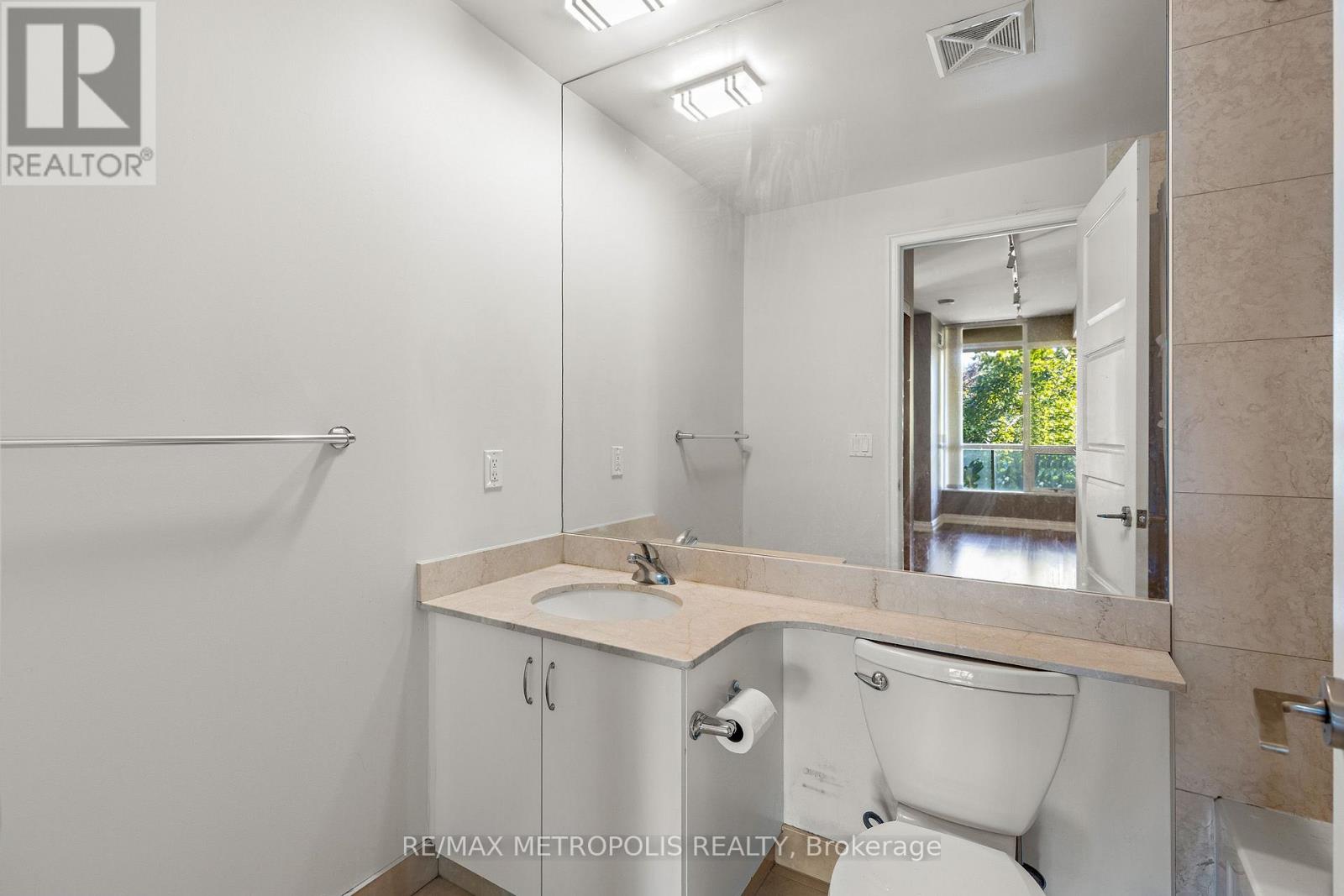 208 - 215 Fort York Boulevard, Toronto, Ontario  M5V 4A2 - Photo 29 - C13815120