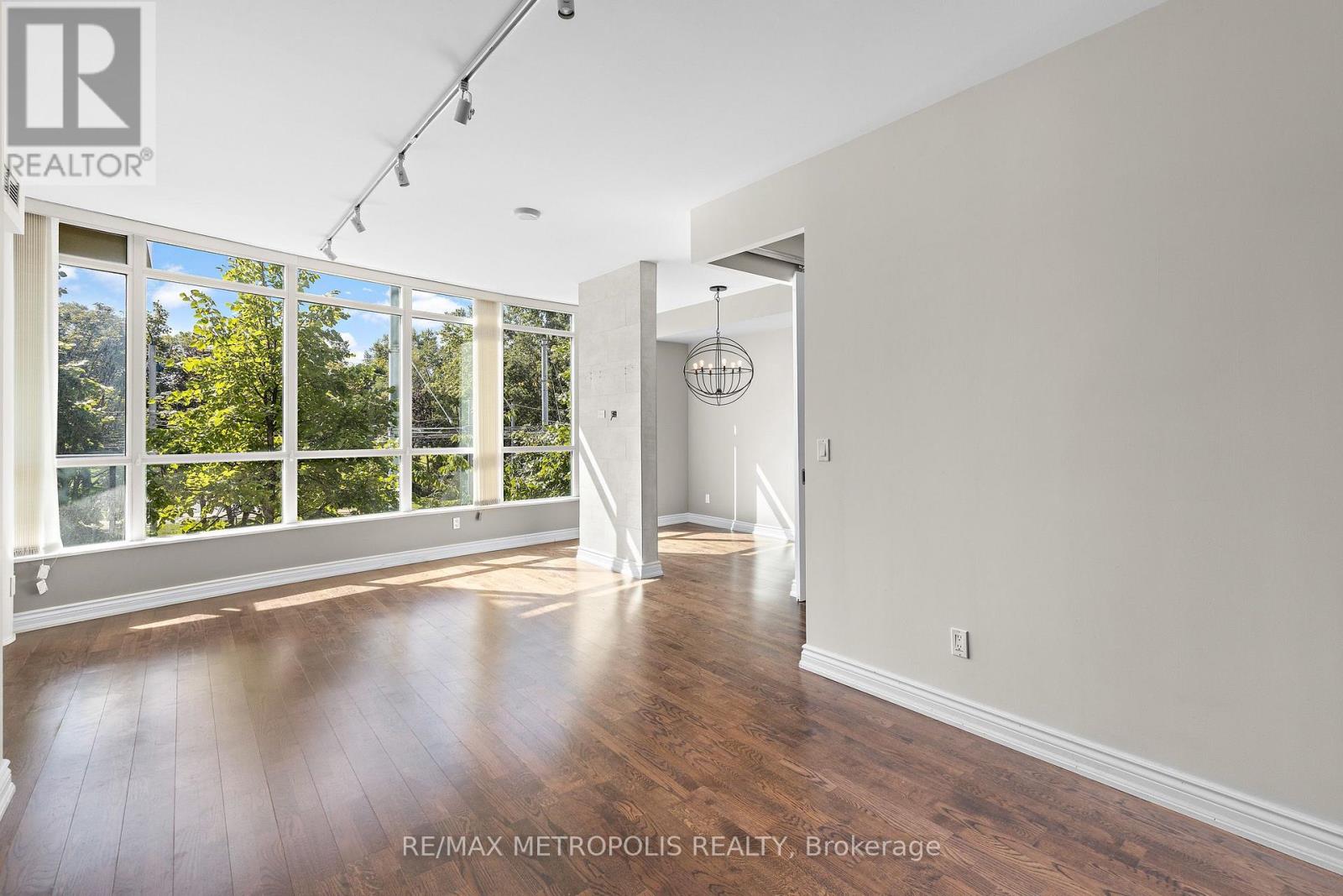 208 - 215 Fort York Boulevard, Toronto, Ontario  M5V 4A2 - Photo 8 - C13815120