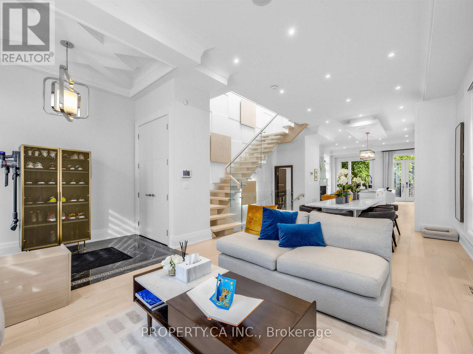 370 Hillsdale Avenue E, Toronto, Ontario  M4S 1T8 - Photo 3 - C13815258
