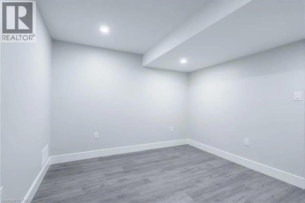 70 Rockledge Drive Unit# Basement, Stoney Creek, Ontario  L0R 1P0 - Photo 14 - 40865461