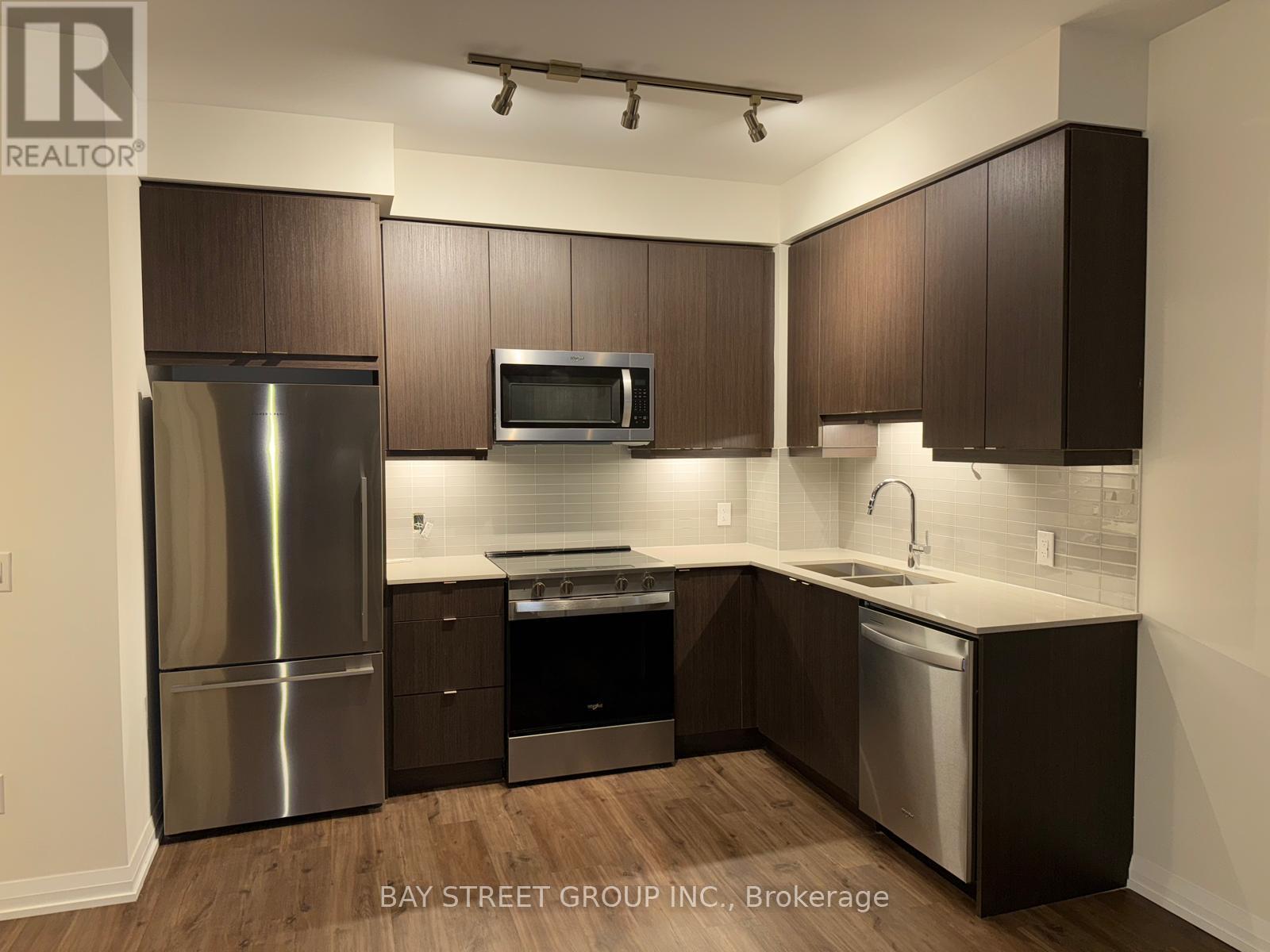 221 - 3270 Sheppard Avenue E, Toronto, Ontario  M1T 0B3 - Photo 4 - E13815042