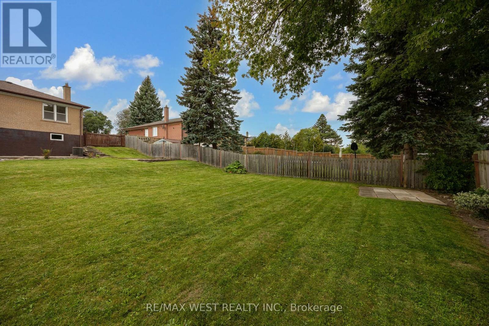 1331 Sharbot Street, Oshawa, Ontario  L1J 1K1 - Photo 28 - E13815066