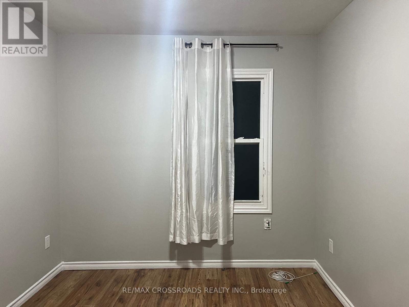 220 Mcnaughton Avenue, Oshawa, Ontario  L1H 3B6 - Photo 5 - E13815082