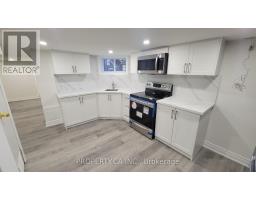 625 RHODES AVENUE, Toronto, Ontario