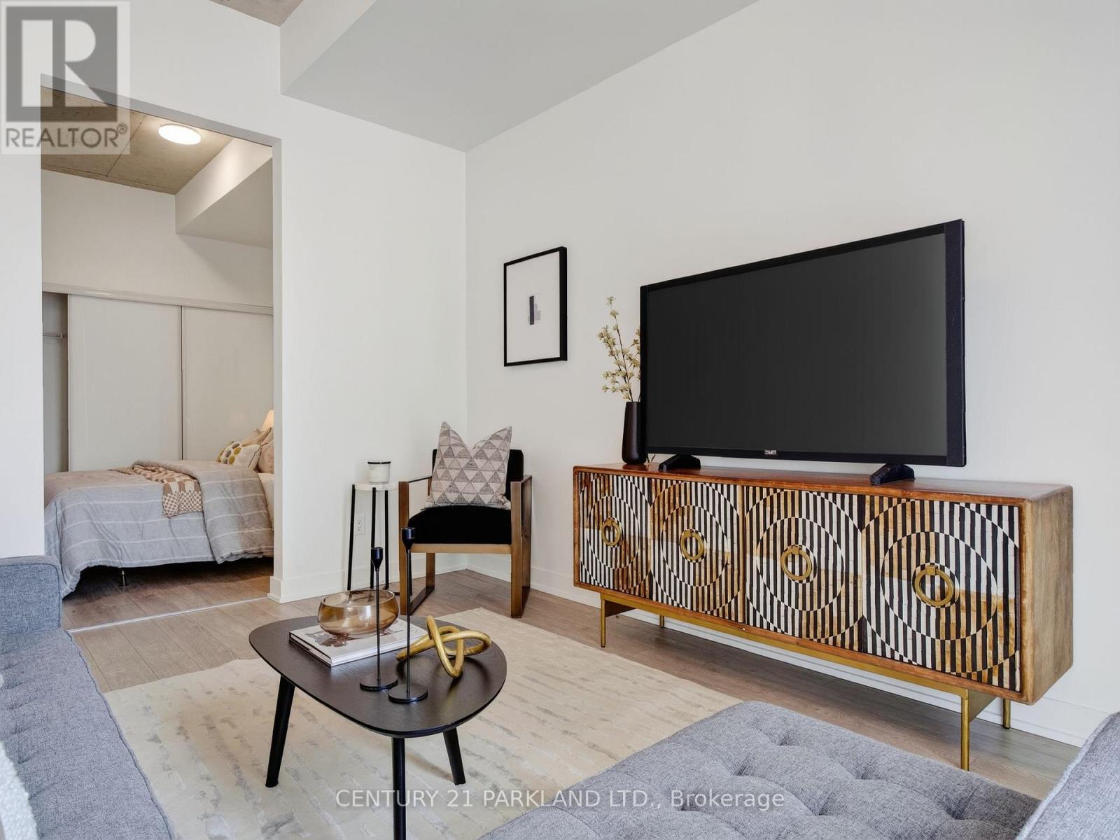 923 - 15 Baseball Place N, Toronto, Ontario  M4M 0E6 - Photo 13 - E13815262