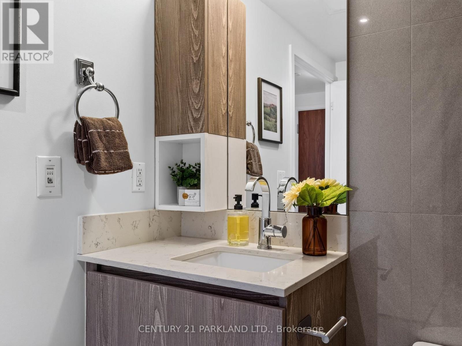 923 - 15 Baseball Place N, Toronto, Ontario  M4M 0E6 - Photo 23 - E13815262