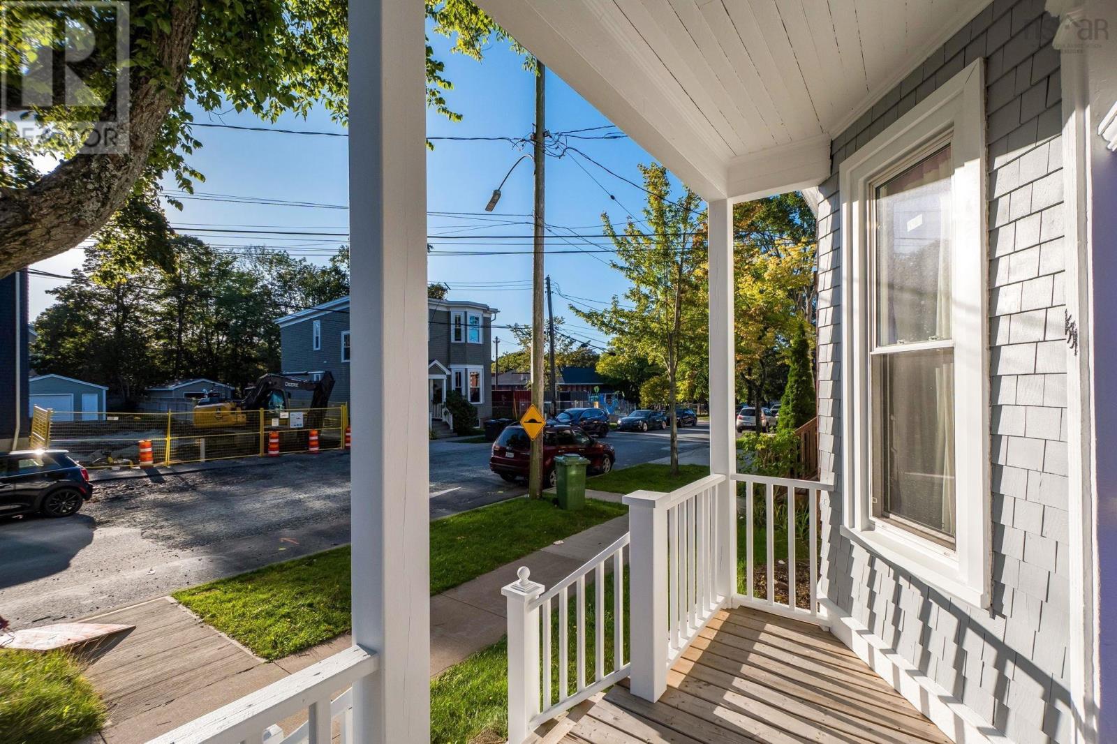 1531 Lemarchant Street, Halifax, Nova Scotia  B3H 3R2 - Photo 3 - 202624036