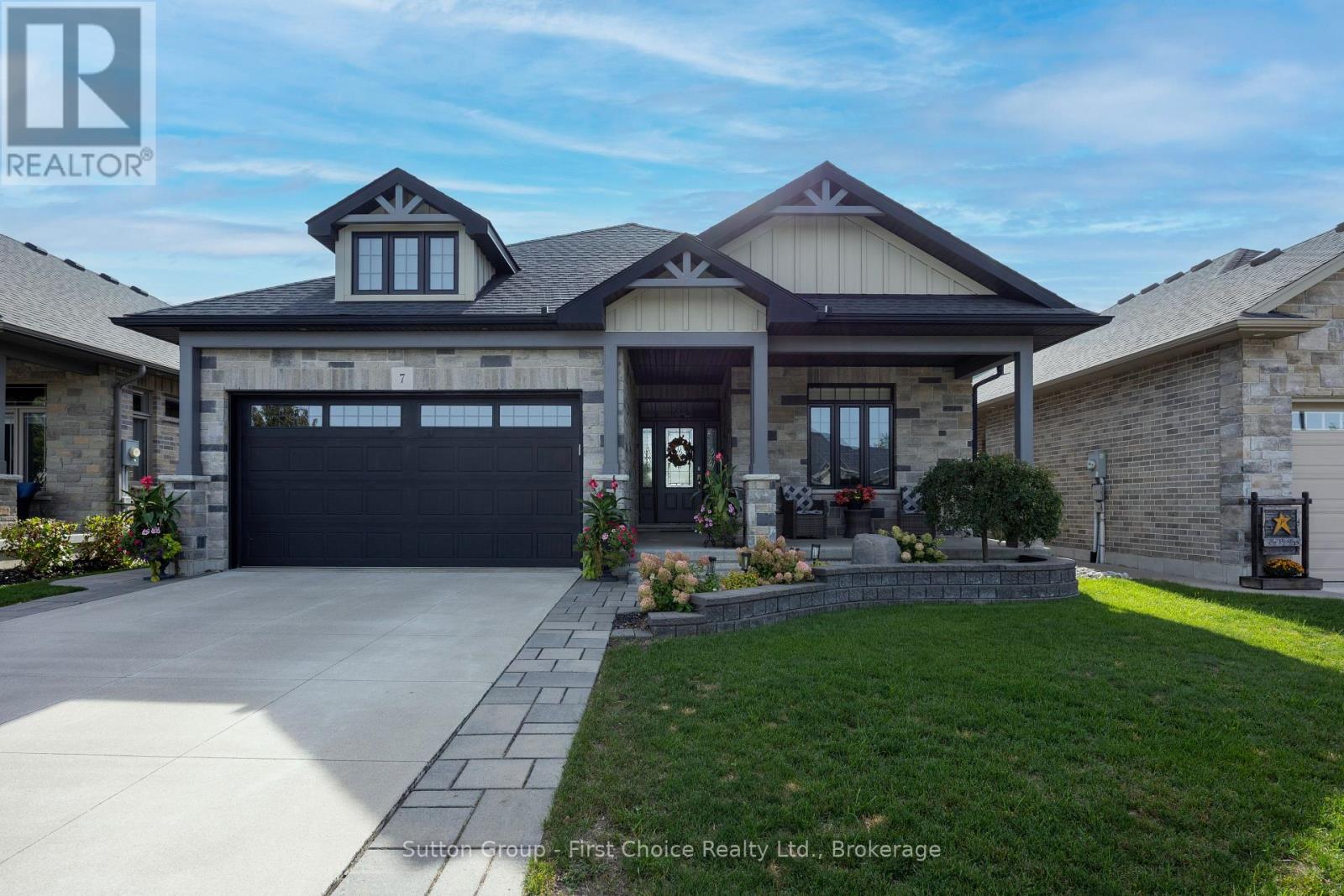 7 Culliton Street, Stratford, Ontario  N5A 0G2 - Photo 1 - X13815184