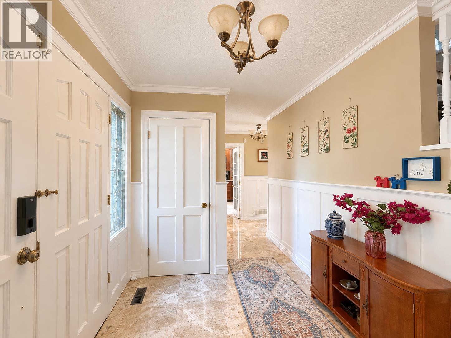 2718 Byron Place, North Vancouver, British Columbia  V7H 2K8 - Photo 12 - R3168026