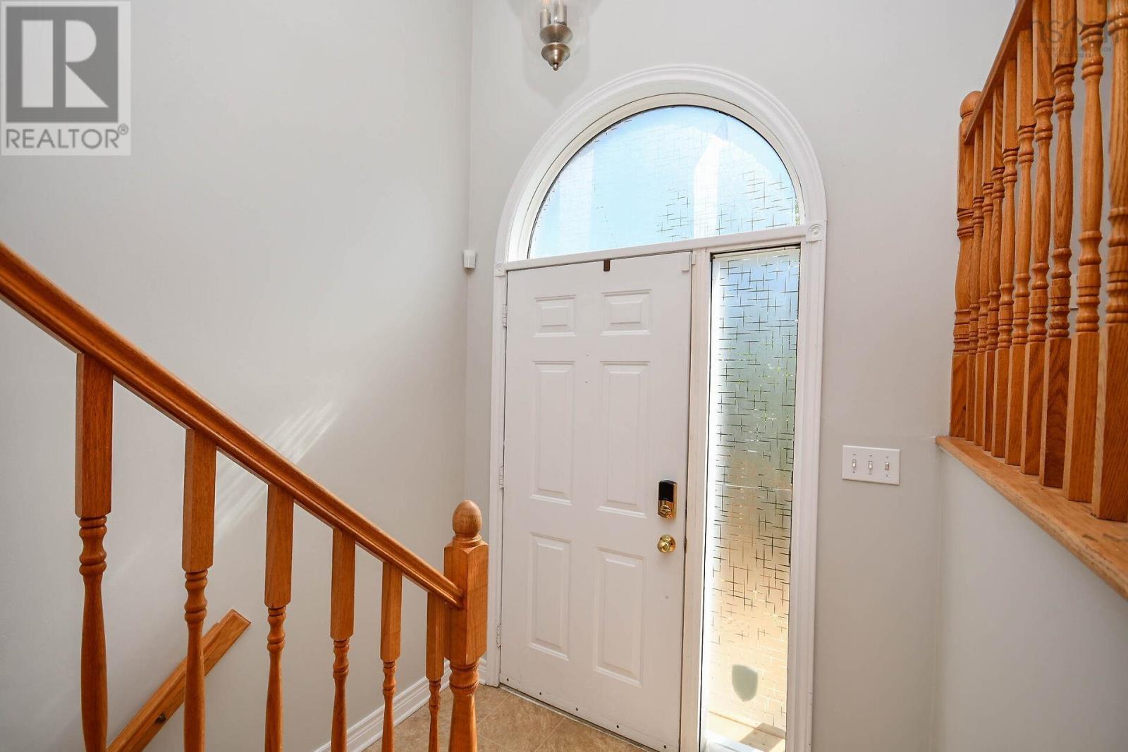17 Fury Drive, Dartmouth, Nova Scotia  B3A 4Y2 - Photo 2 - 202624043