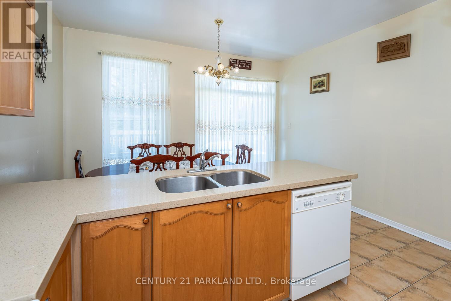 85 Canoe Avenue, Richmond Hill, Ontario  L4E 3Y2 - Photo 12 - N13815156
