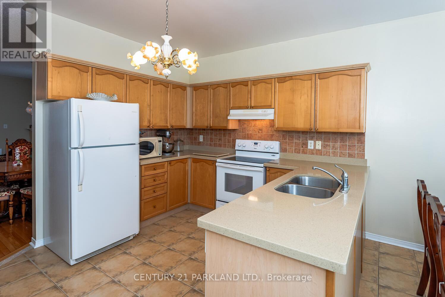 85 Canoe Avenue, Richmond Hill, Ontario  L4E 3Y2 - Photo 9 - N13815156