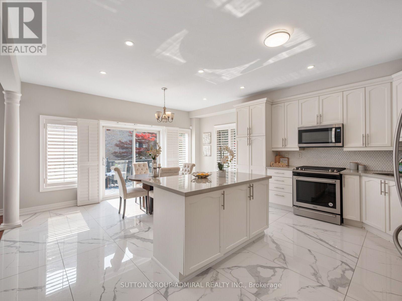 16 Craigvale Street, Vaughan, Ontario  L6A 0M3 - Photo 8 - N13815164