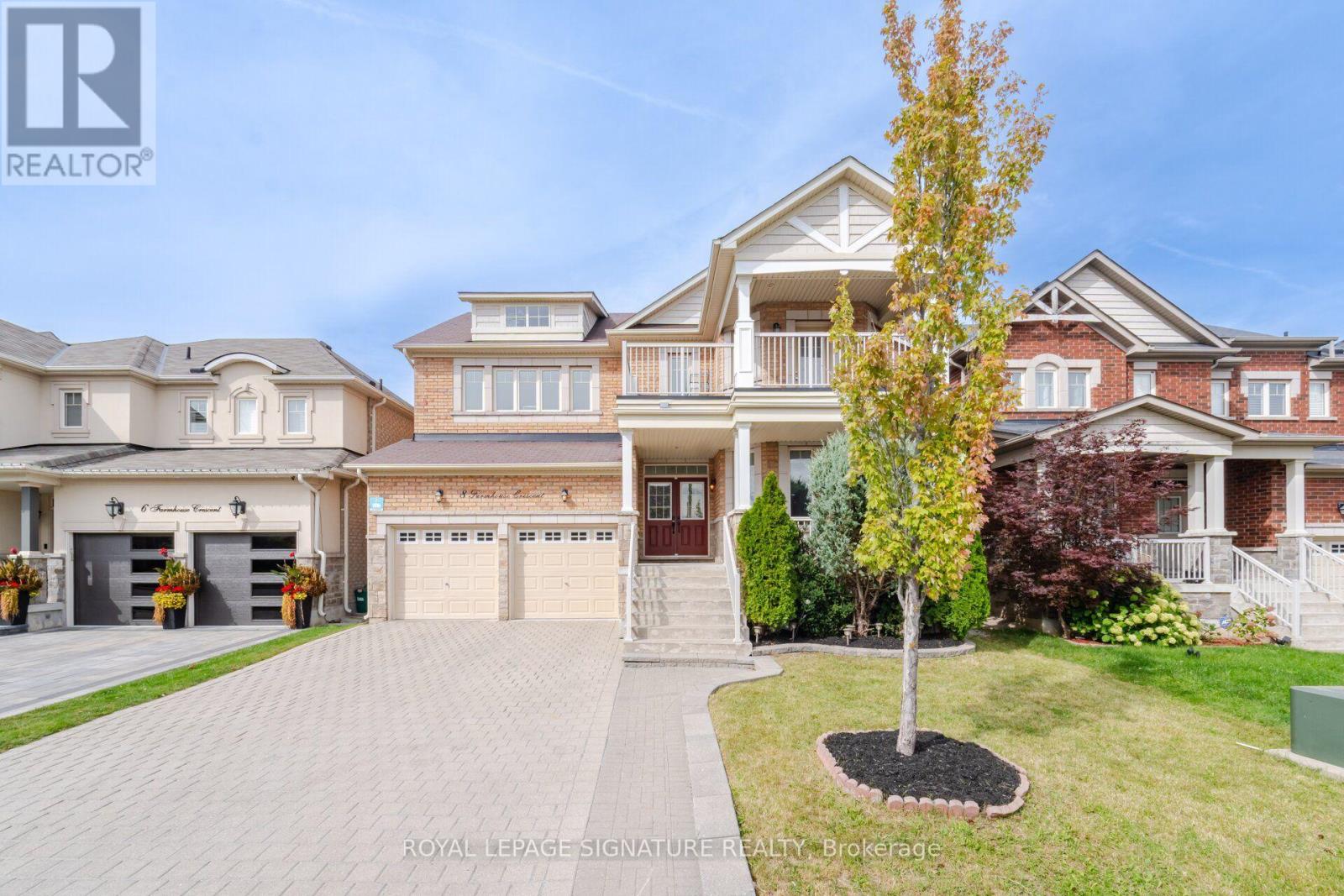 8 FARMHOUSE CRESCENT, Richmond Hill, Ontario