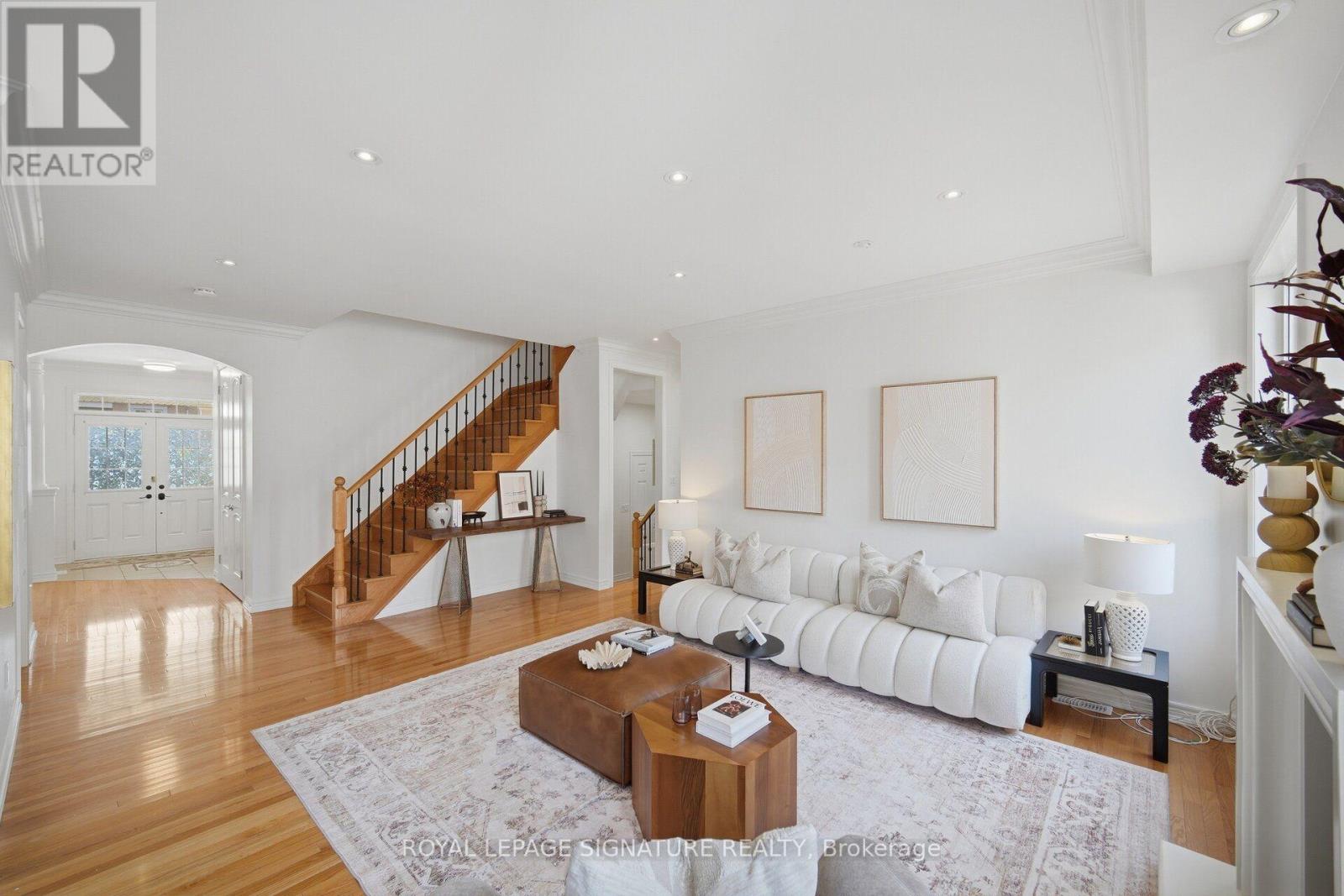 8 Farmhouse Crescent, Richmond Hill, Ontario  L4E 0K1 - Photo 18 - N13815248