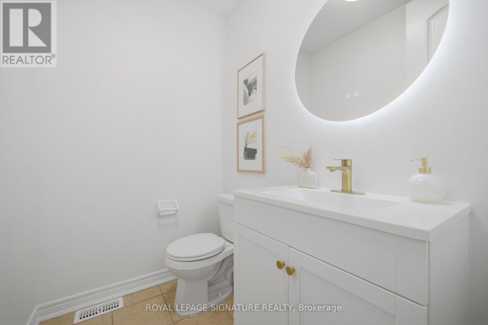 8 Farmhouse Crescent, Richmond Hill, Ontario  L4E 0K1 - Photo 20 - N13815248