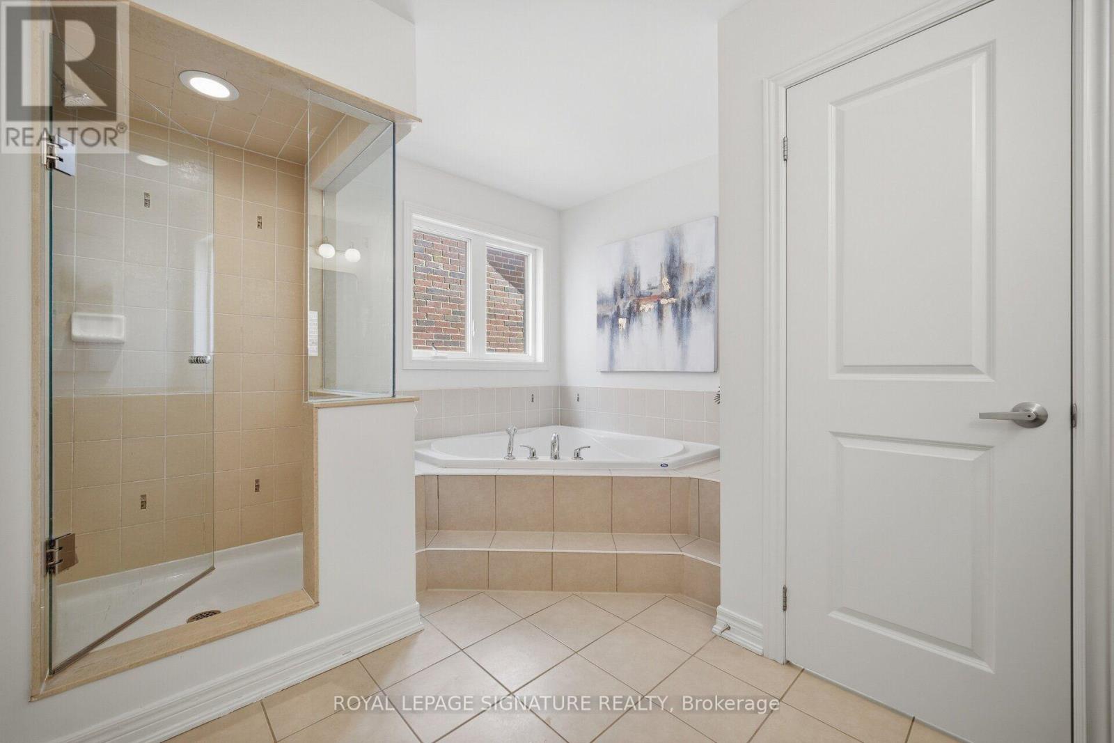 8 Farmhouse Crescent, Richmond Hill, Ontario  L4E 0K1 - Photo 24 - N13815248
