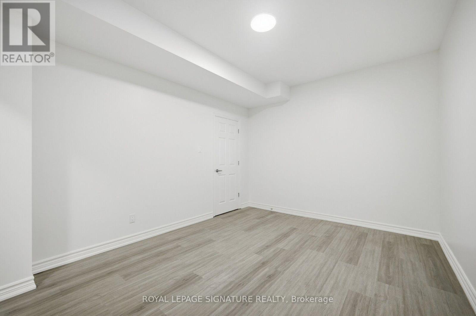 8 Farmhouse Crescent, Richmond Hill, Ontario  L4E 0K1 - Photo 46 - N13815248