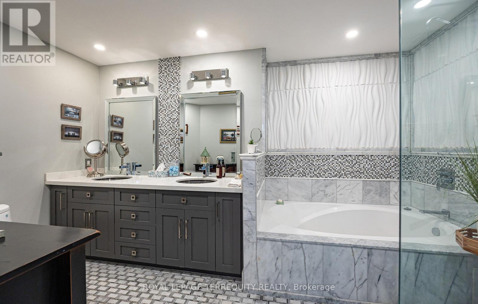 407 - 935 Royal York Road, Toronto, Ontario  M8Y 4H1 - Photo 22 - W13815114