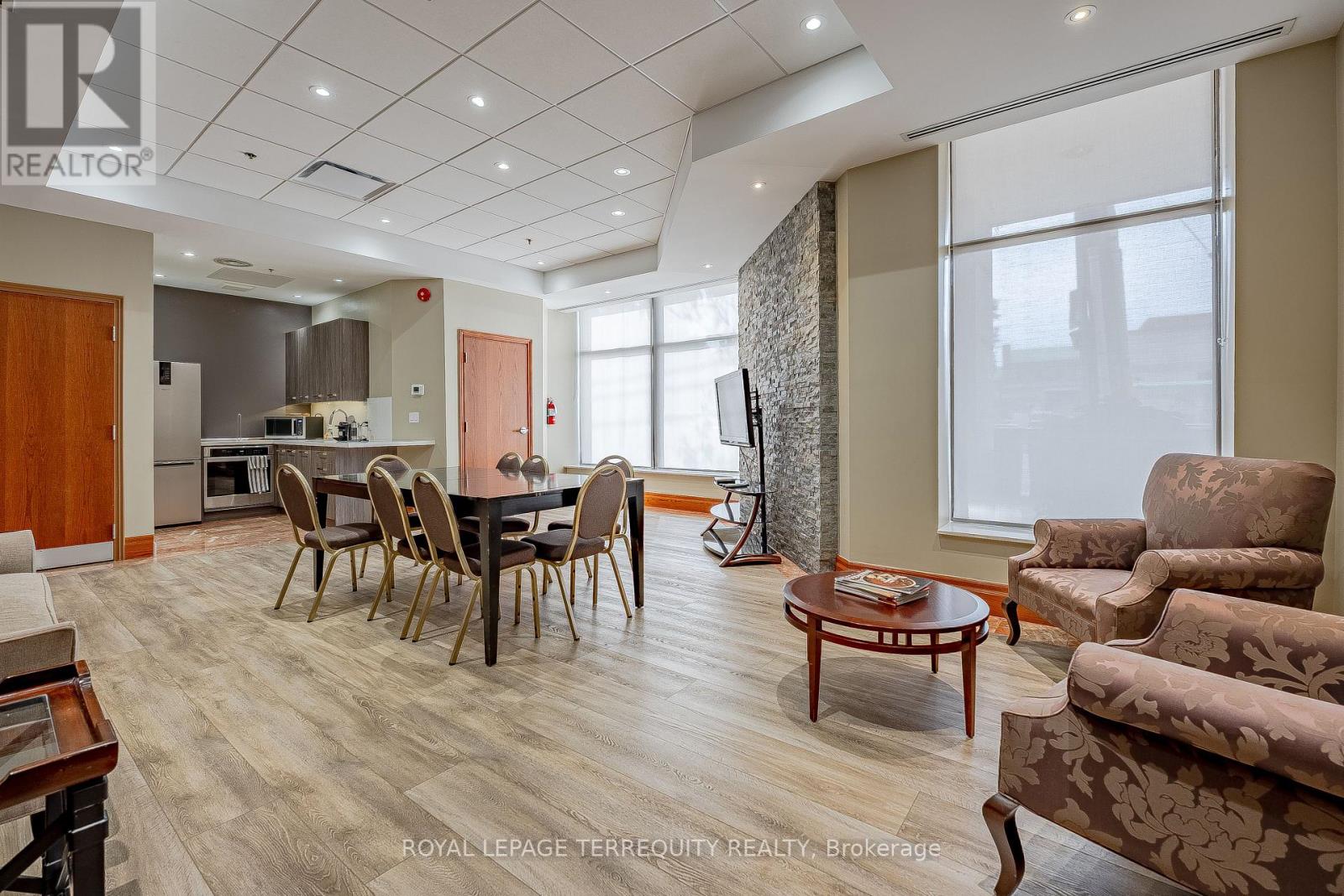 407 - 935 Royal York Road, Toronto, Ontario  M8Y 4H1 - Photo 32 - W13815114