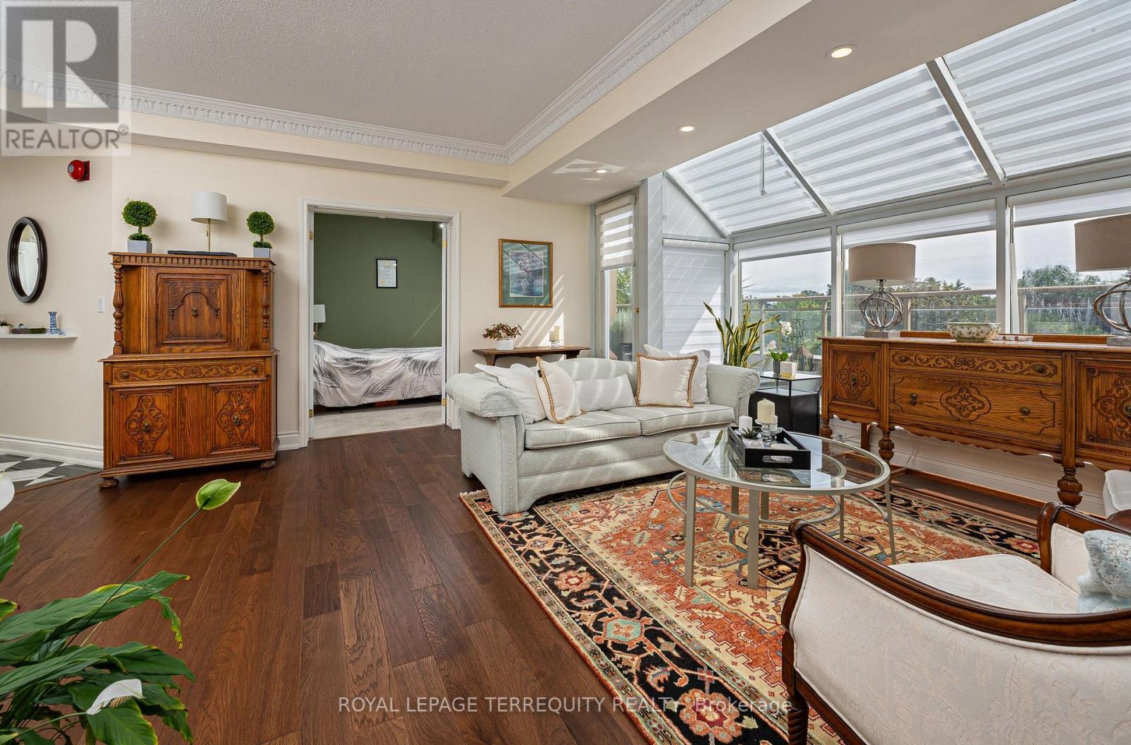 407 - 935 Royal York Road, Toronto, Ontario  M8Y 4H1 - Photo 8 - W13815114