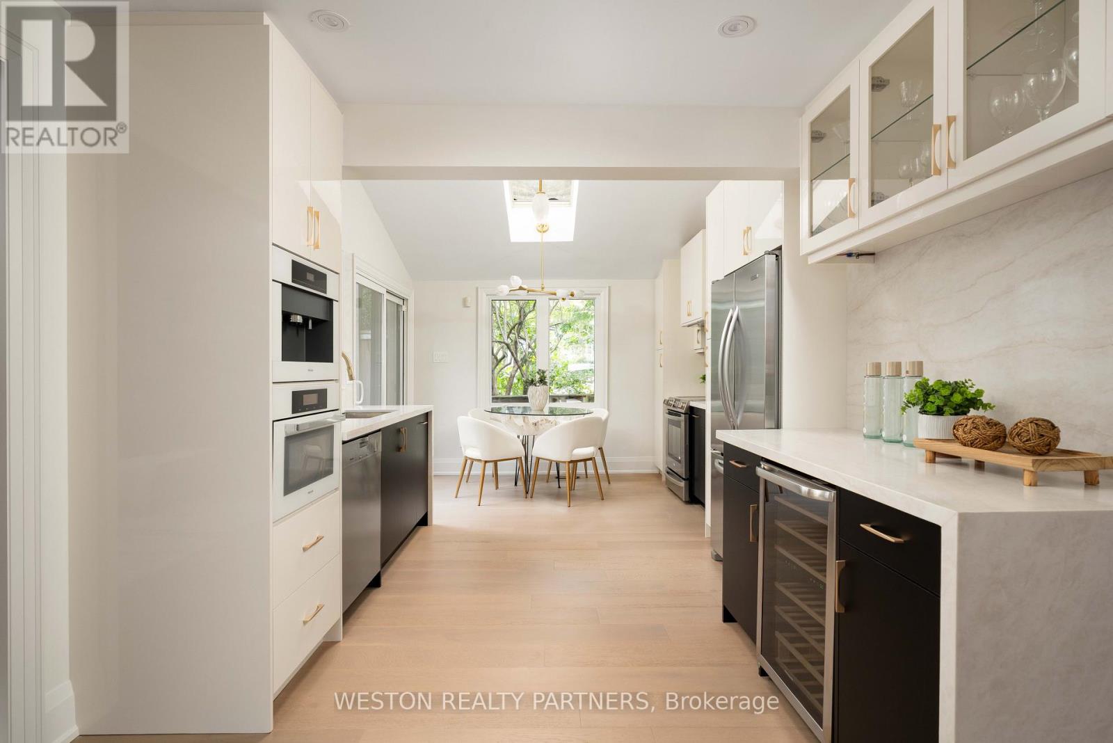 19 Mattice Road, Toronto, Ontario  M9A 1E1 - Photo 10 - W13815124