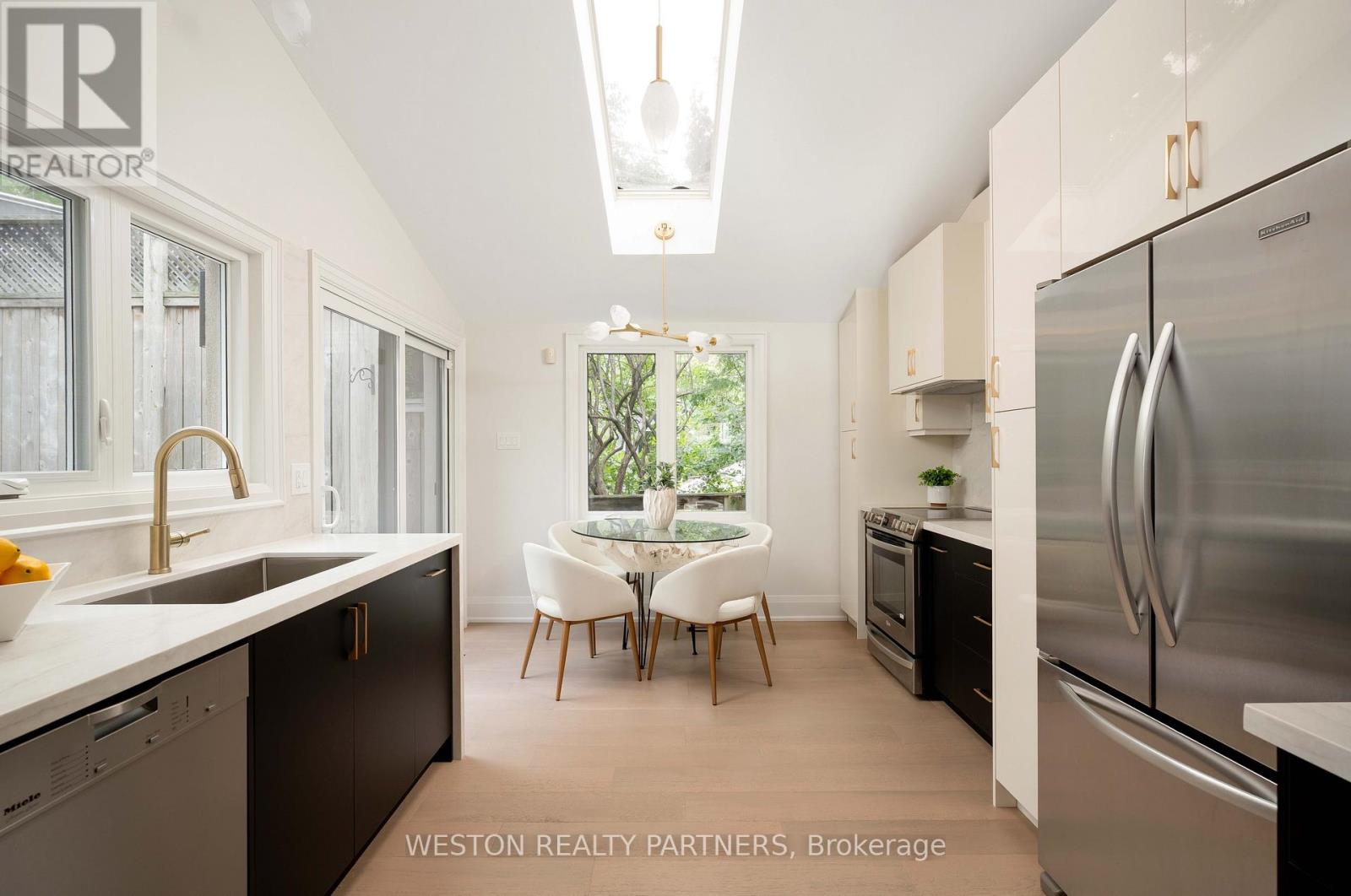 19 Mattice Road, Toronto, Ontario  M9A 1E1 - Photo 13 - W13815124