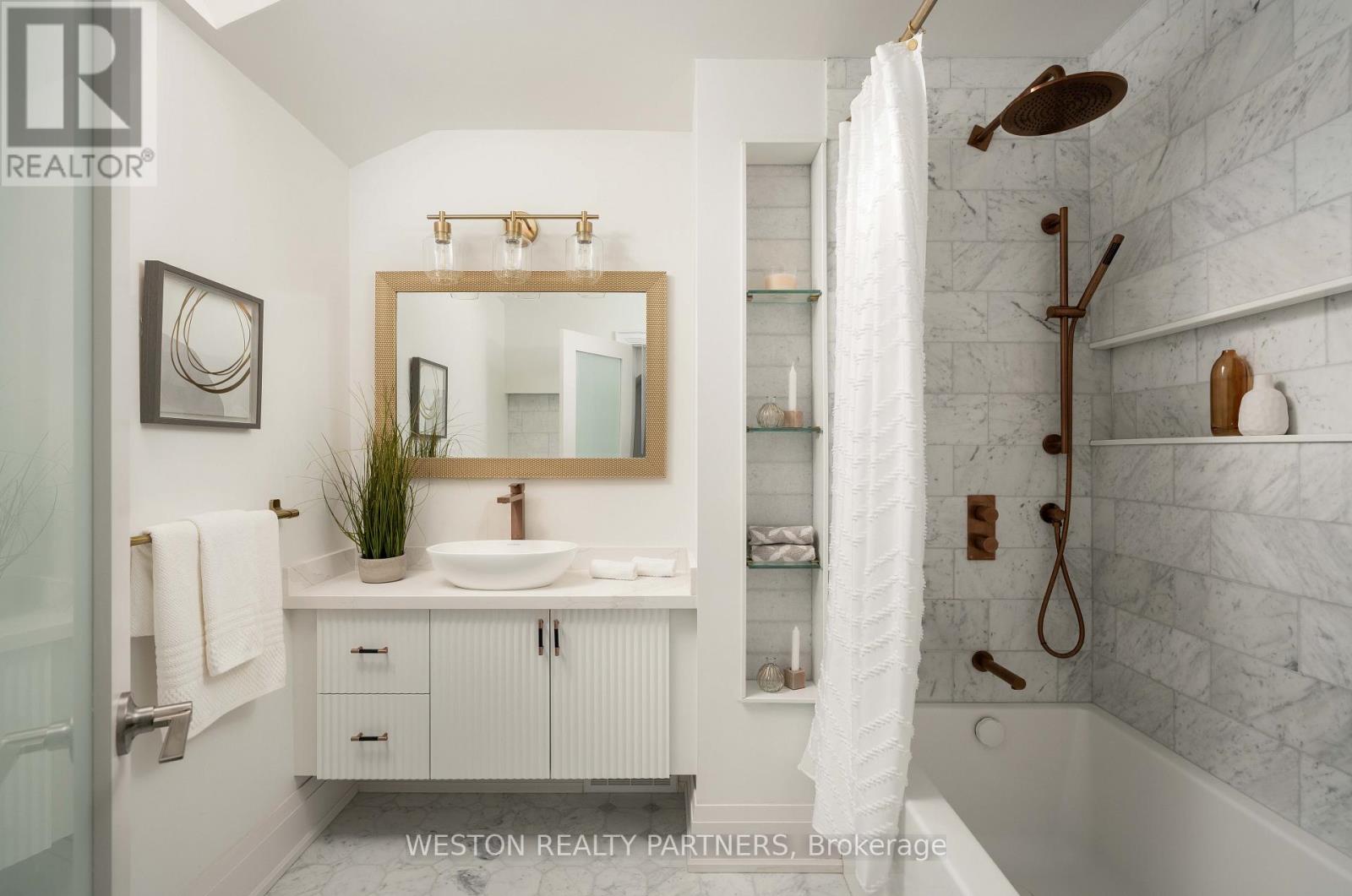 19 Mattice Road, Toronto, Ontario  M9A 1E1 - Photo 28 - W13815124