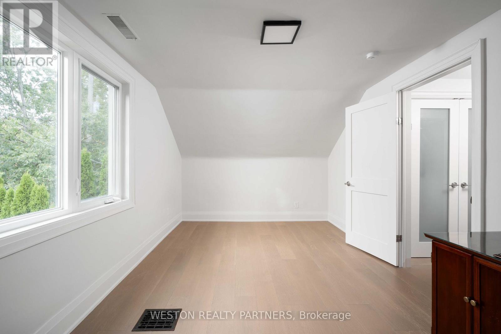 19 Mattice Road, Toronto, Ontario  M9A 1E1 - Photo 29 - W13815124