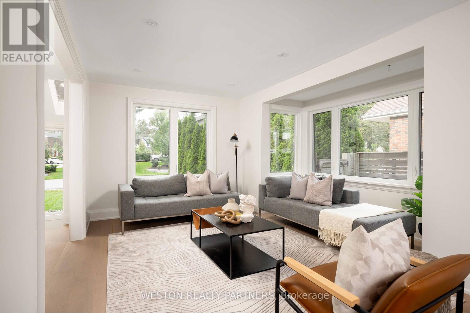 19 Mattice Road, Toronto, Ontario  M9A 1E1 - Photo 5 - W13815124