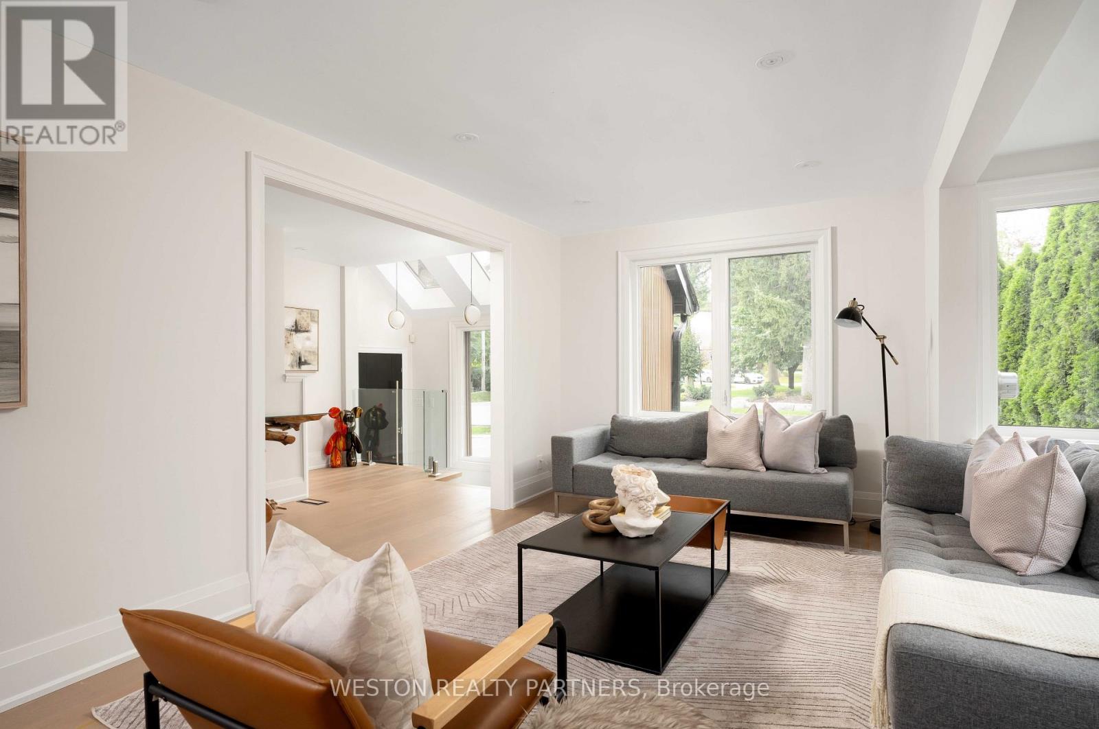 19 Mattice Road, Toronto, Ontario  M9A 1E1 - Photo 6 - W13815124