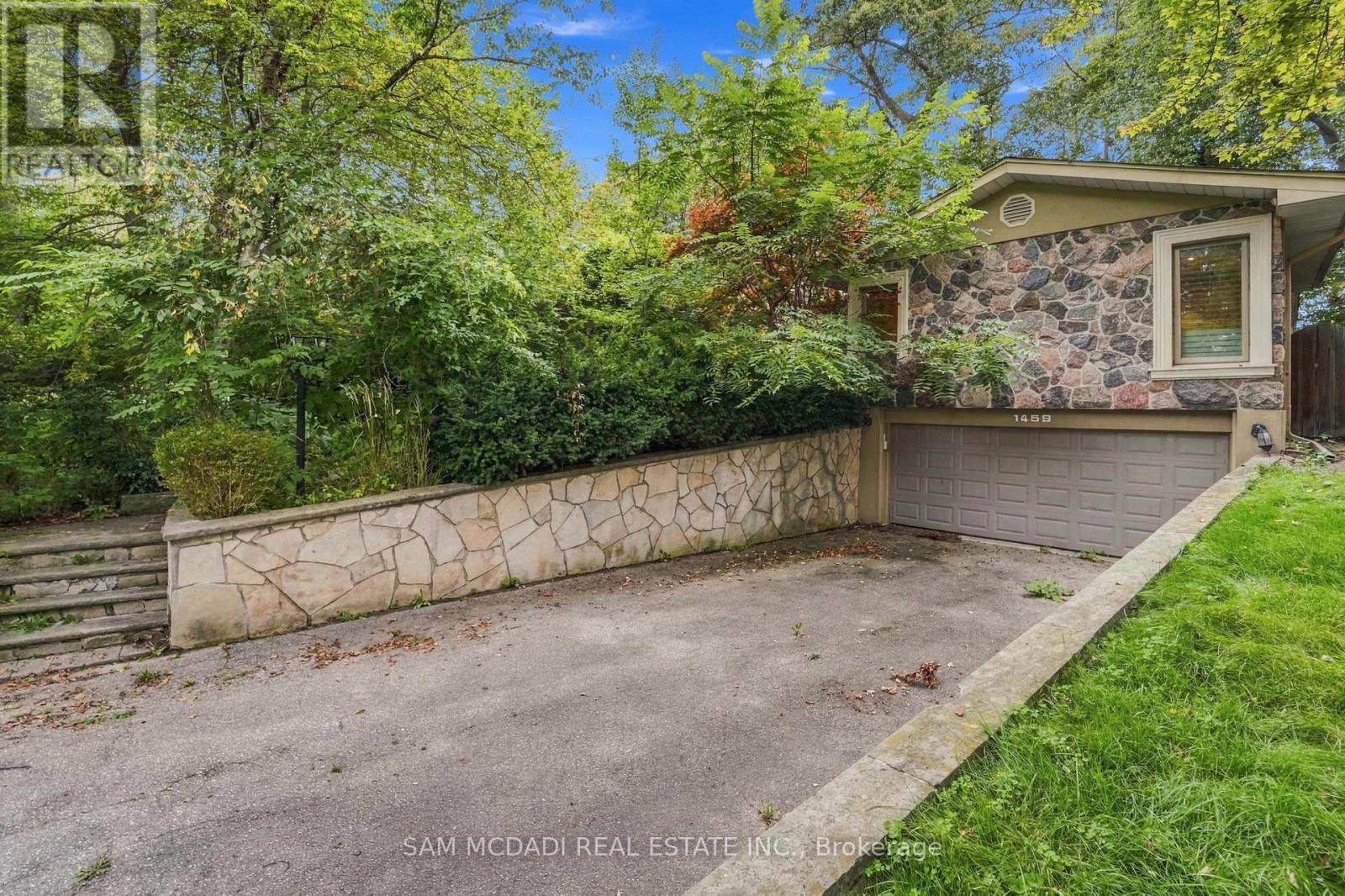 1459 BIRCHWOOD DRIVE, Mississauga, Ontario