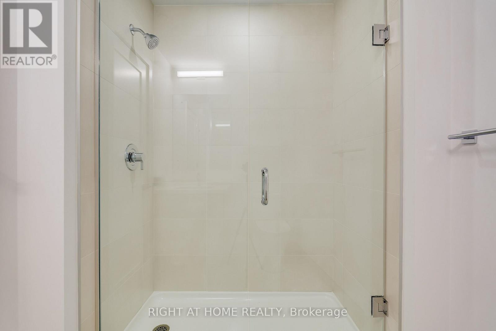 605 - 2946 Dundas Street W, Toronto, Ontario  M6P 1Y8 - Photo 16 - W13815134